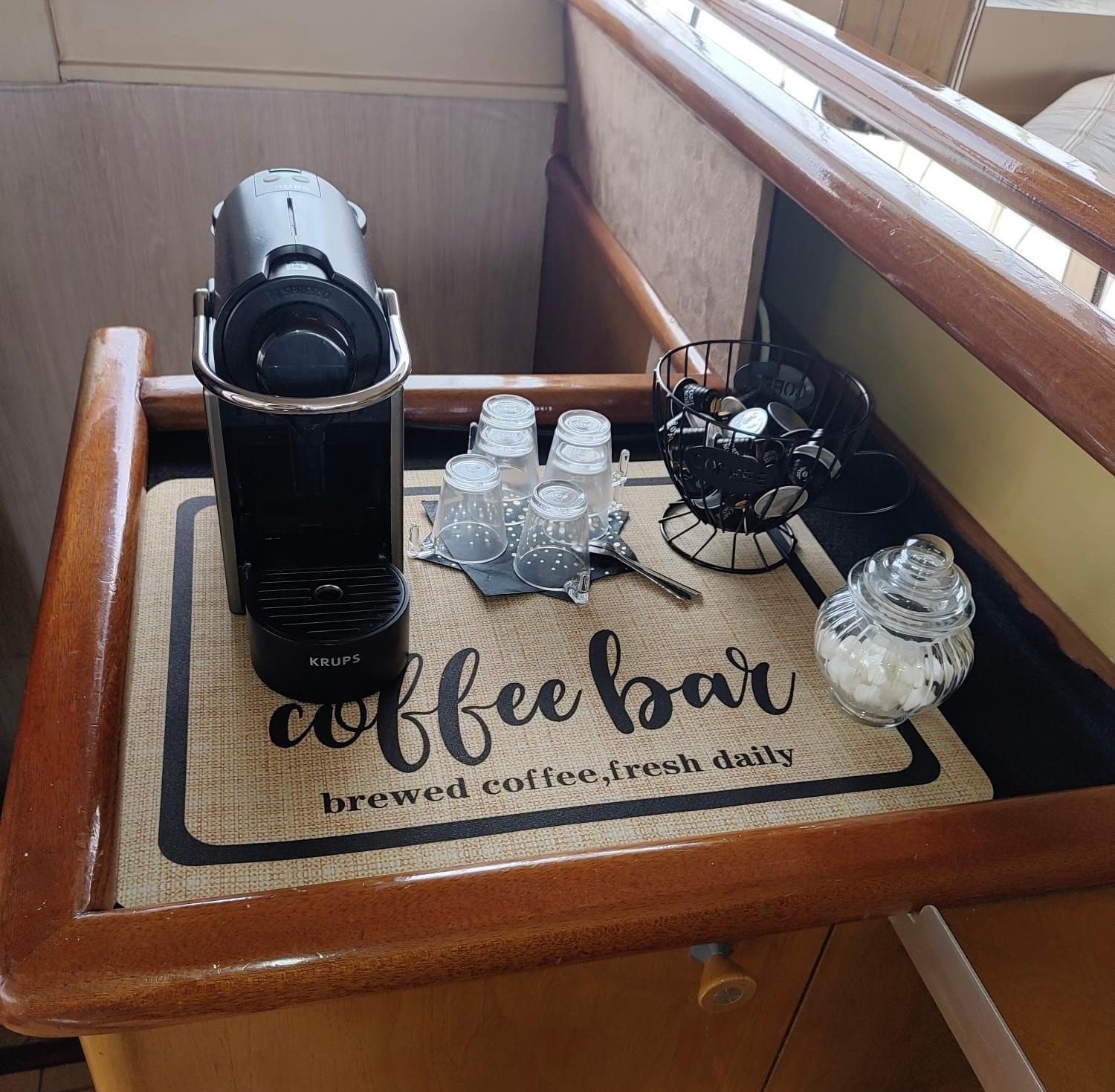 Yacht Idealement Situe Au Coeur Du Vieux-port Botel *